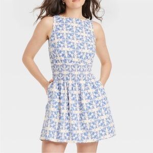 Universal Thread Blue and White Floral Mini Dress